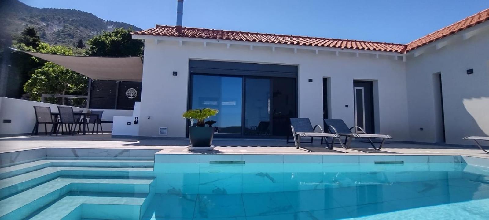 Katerina Kefalonia